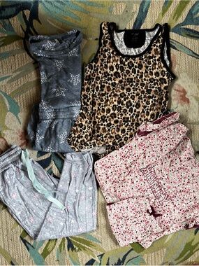 Womens size  XL pajamas
